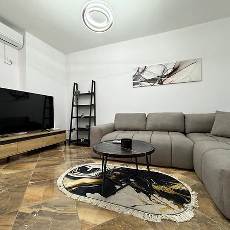 Luxury Apartments In City Center Δυρράχιο Εξωτερικό φωτογραφία